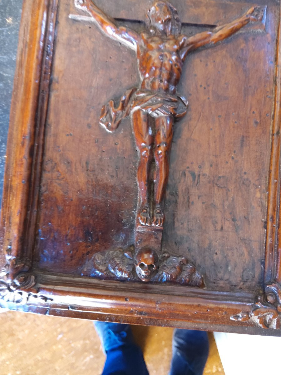 Small Carved Panel Of Christ On The Cross, 17th/18th Century-photo-4